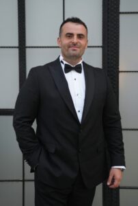 İzmir Barosu avukatı Orhan Önal